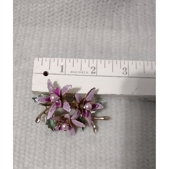 Vintage 1950s Lilly Rose Brooch Pin Earring Set - Purple Enamel Flowers & Pearls - Picture 11 of 12